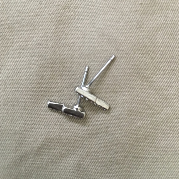 Silver tone and CZ earnings - Picture 3 of 4