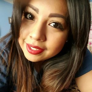 Meet your Posher, Mayra