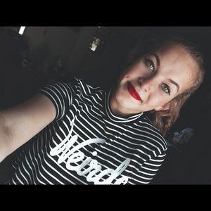 Meet your Posher, Amber