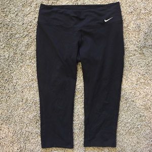 Nike cropped workout pants
