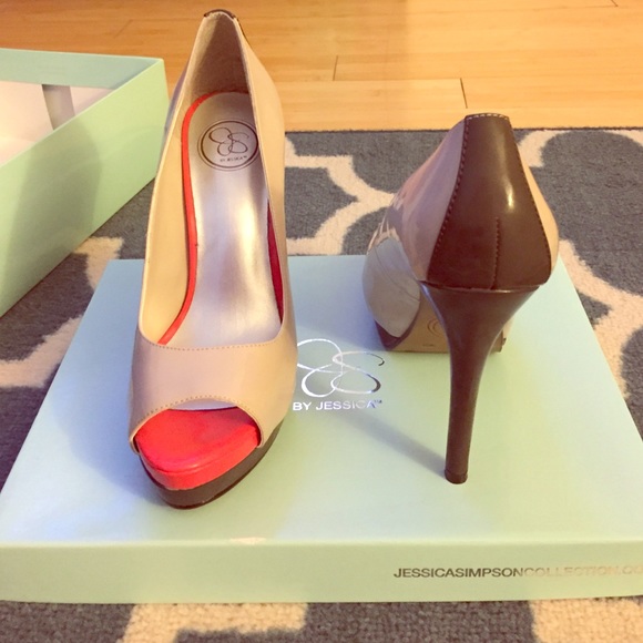 Jessica Simpson Edith heels