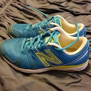 New Balance 690  Running Shoe