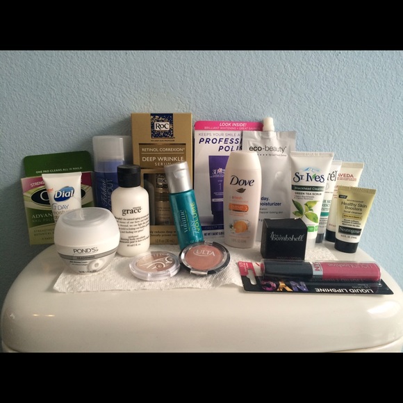 Beauty box subscription samples