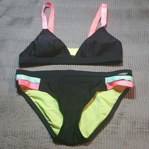 Color Block Sexy Bikini Swimsuit Size Small