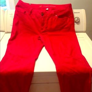 Red skinny jeans