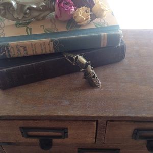 Bronzed Finger Claw Ring Cuff
