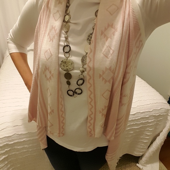 LAST ONE! Asymmetrical Aztec print open vest pink - Picture 5 of 5