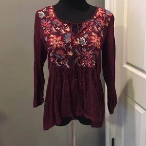 AE peasant style top, maroon