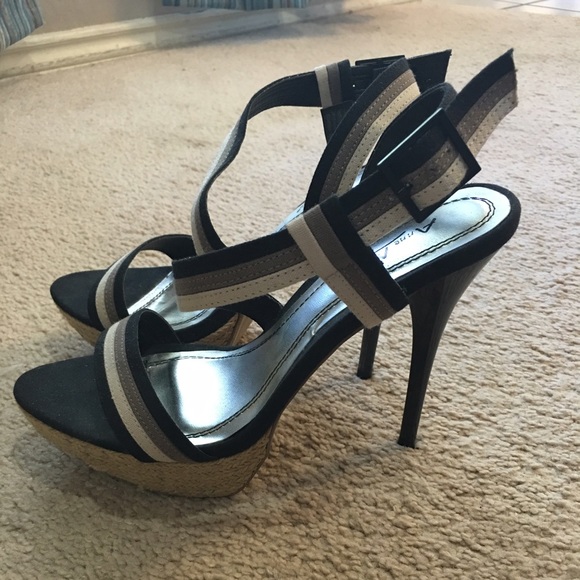 ‼️‼️‼️‼️SOLD‼️‼️‼️‼️ - Picture 2 of 3