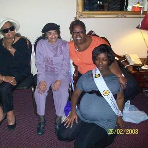 Meet your Posher, Vicki