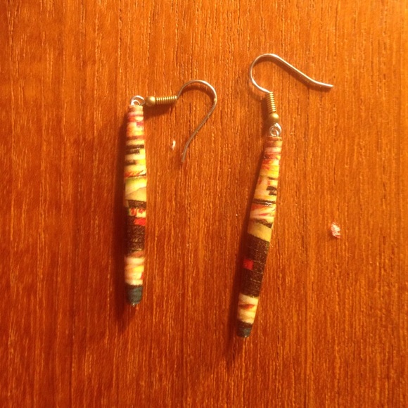 Dangling earrings - Picture 1 of 2