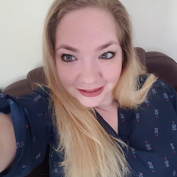 Meet your Posher, Jessica