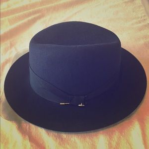 Authentic Coach hat! 🍂