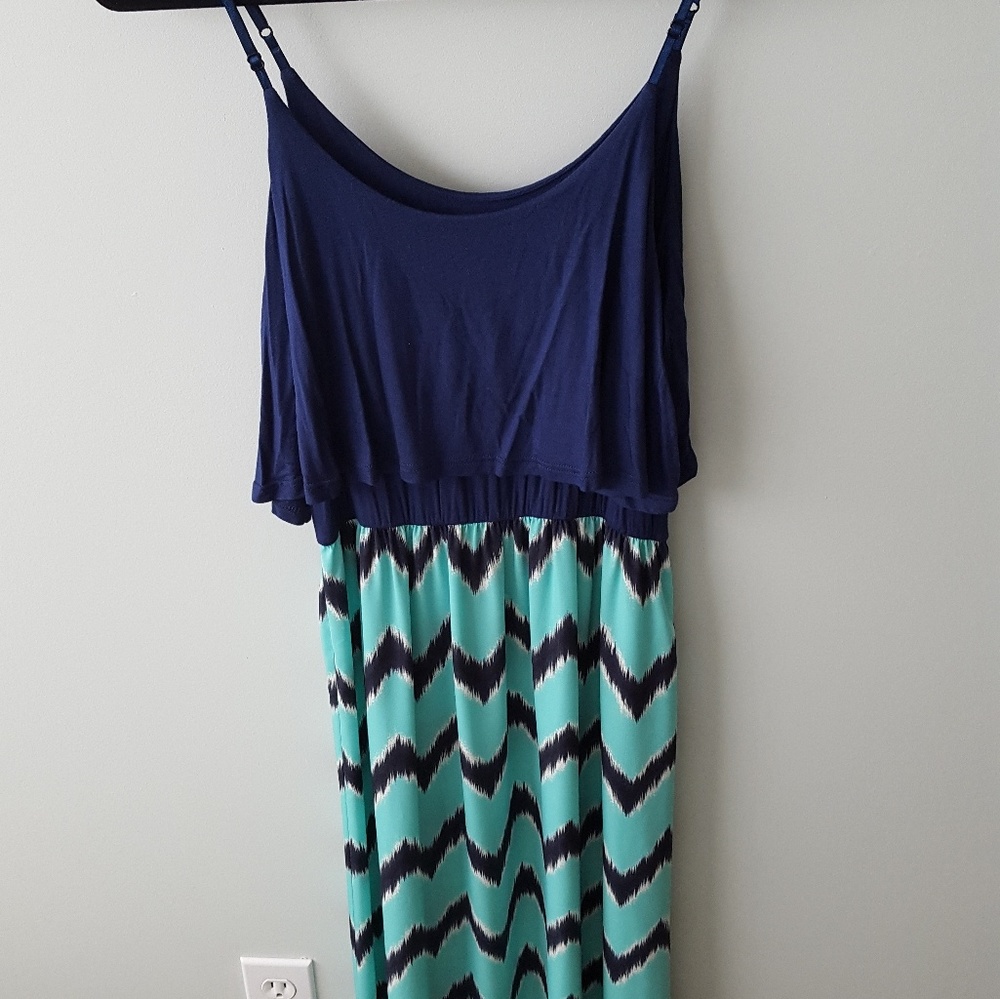 Chevron print contrast double layered dress mint