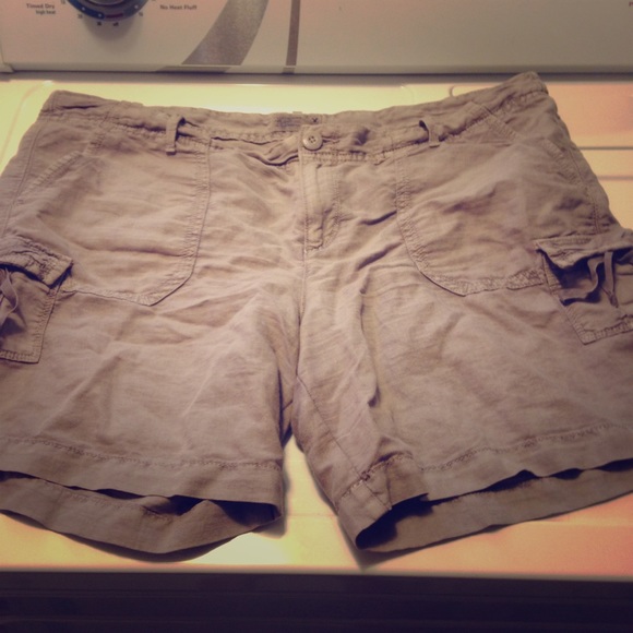 Ladies cargo shorts