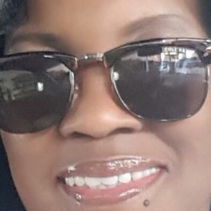 Meet your Posher, Shirley