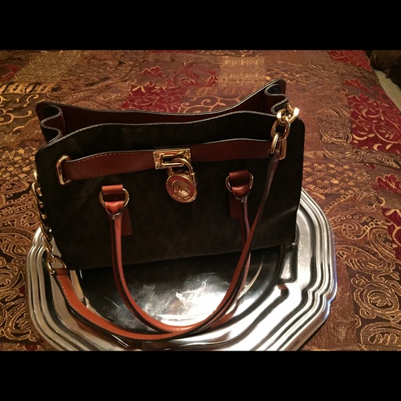 MK purse