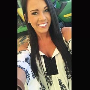 Meet your Posher, Paige