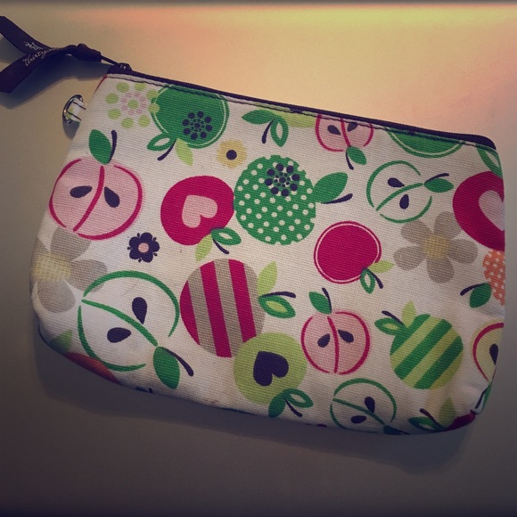 SOLD on Mercari! Thirty One Zipper Pouch - Picture 1 of 3