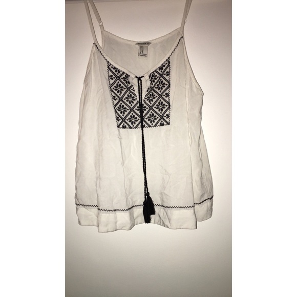 Cute TOP F21
