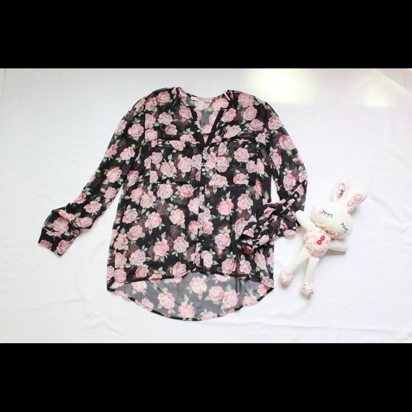 Forever21 contemporary Floral Blouse S