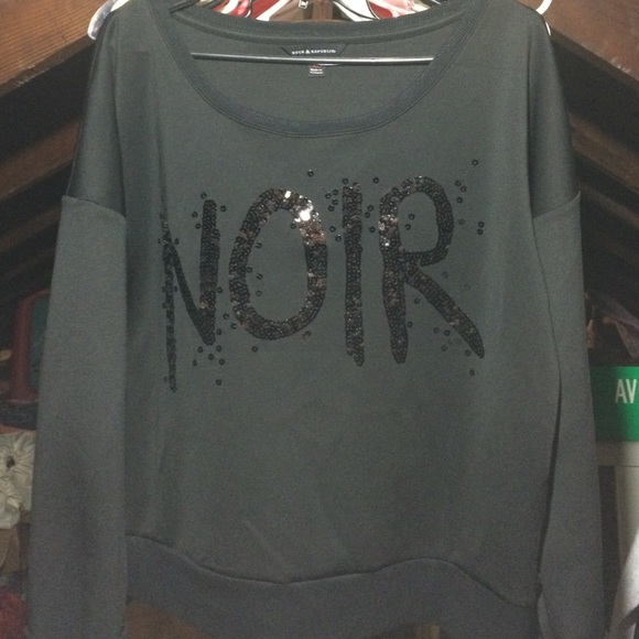 Rock & Republic Black cropped Sweater!! NWOT