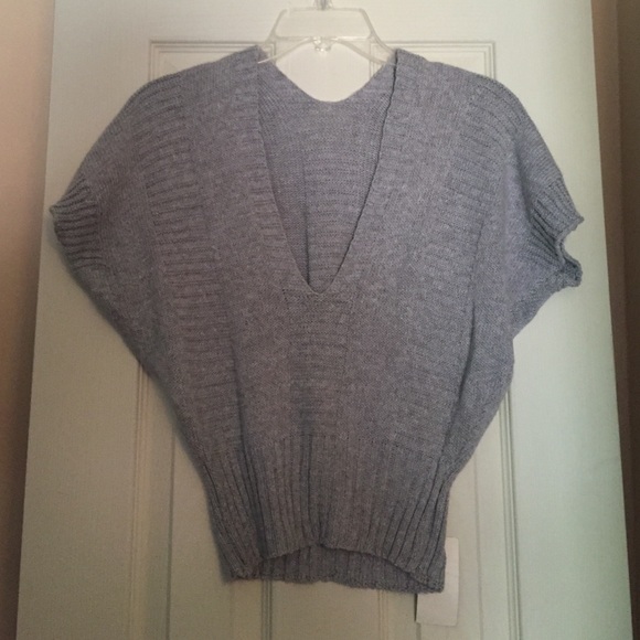 V-Top MAKE AN OFFER - Picture 1 of 4