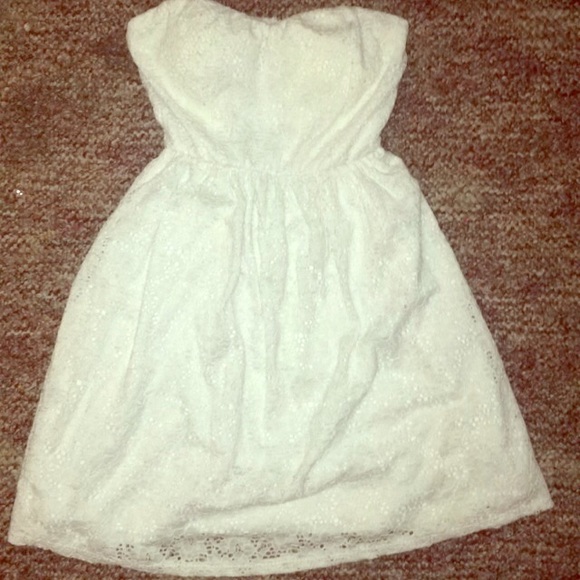 Lace summer mini dress