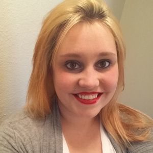 Meet your Posher, Lacey