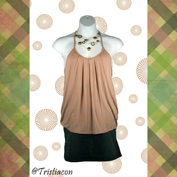 🔊📢🔊SALE🔊📢🔊Sassy & Classy Razorback Light Top