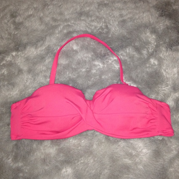 Victoria's Secret bikini top - Picture 1 of 3
