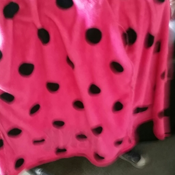 Women's Robe - Picture 3 of 3