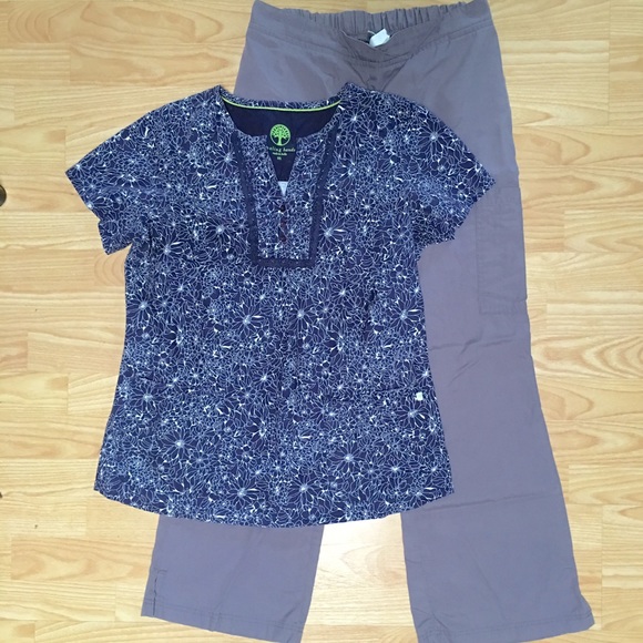 Nursing Scrubs Set