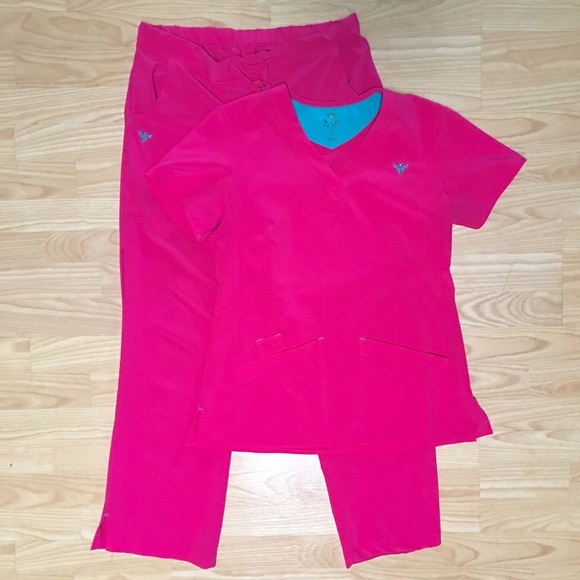 🔴SOLD🔴Med Couture Scrubs set
