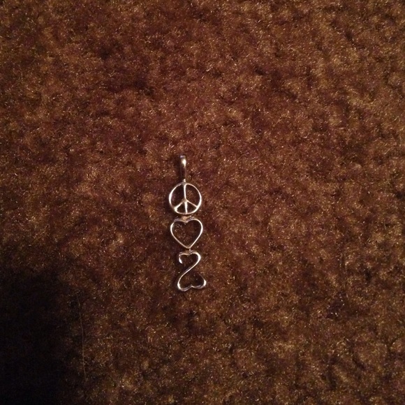 Kay jewelers necklace charm