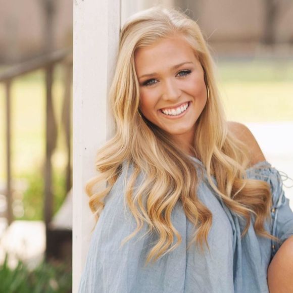 Meet your Posher, Erin