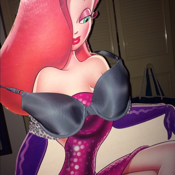 Victoria's Secret Gray Leopard Bra 32DD Perf Cover