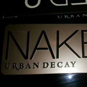 Urban decay naked pallet