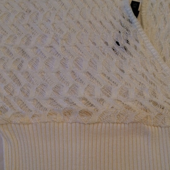 **SOLD** Arden B Kimono Style Top - Picture 3 of 5