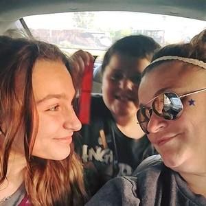 Meet your Posher, Jenni