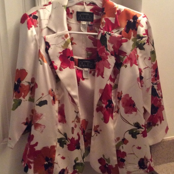 2 piece formal jacket with tank by Alex Evenings