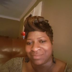 Meet your Posher, Cassandra