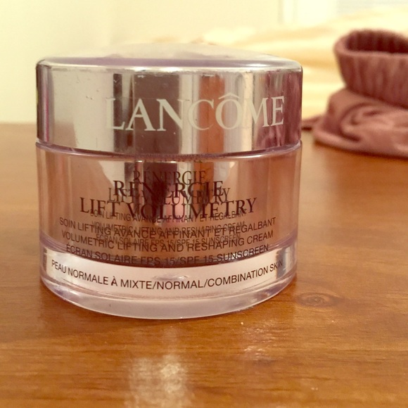Lancôme renergie lift volumetry