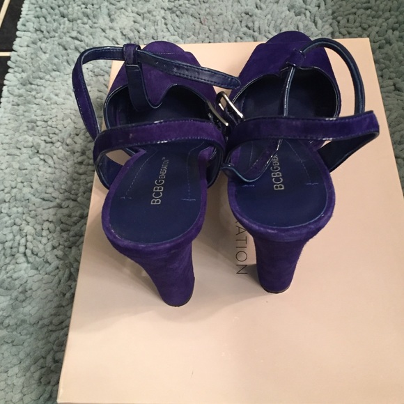 Blue peep toe bcbg pumps - Picture 4 of 4