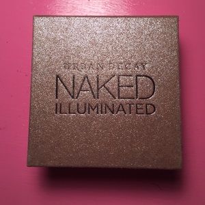 Naked Illuminated Highlight in Aura