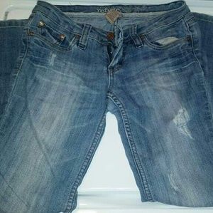 Refuge Jeans. Size 3s