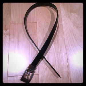 Reversible black and brown leather belt