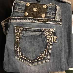 29. Miss Me medium wash skinny