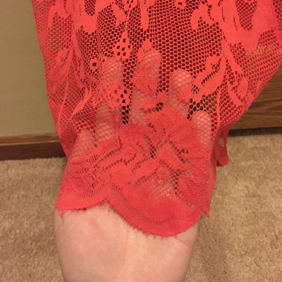 Charlotte Ruse Lace Tank - Picture 3 of 3