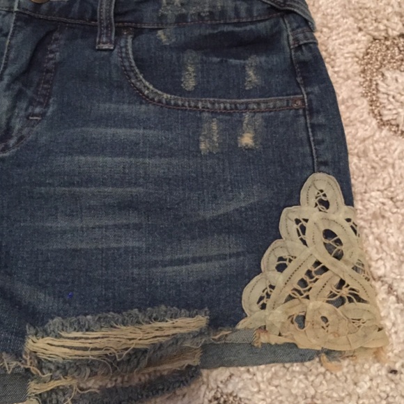 SALE! Free People Destroy Denim Shorts w/ Lace - Picture 5 of 6